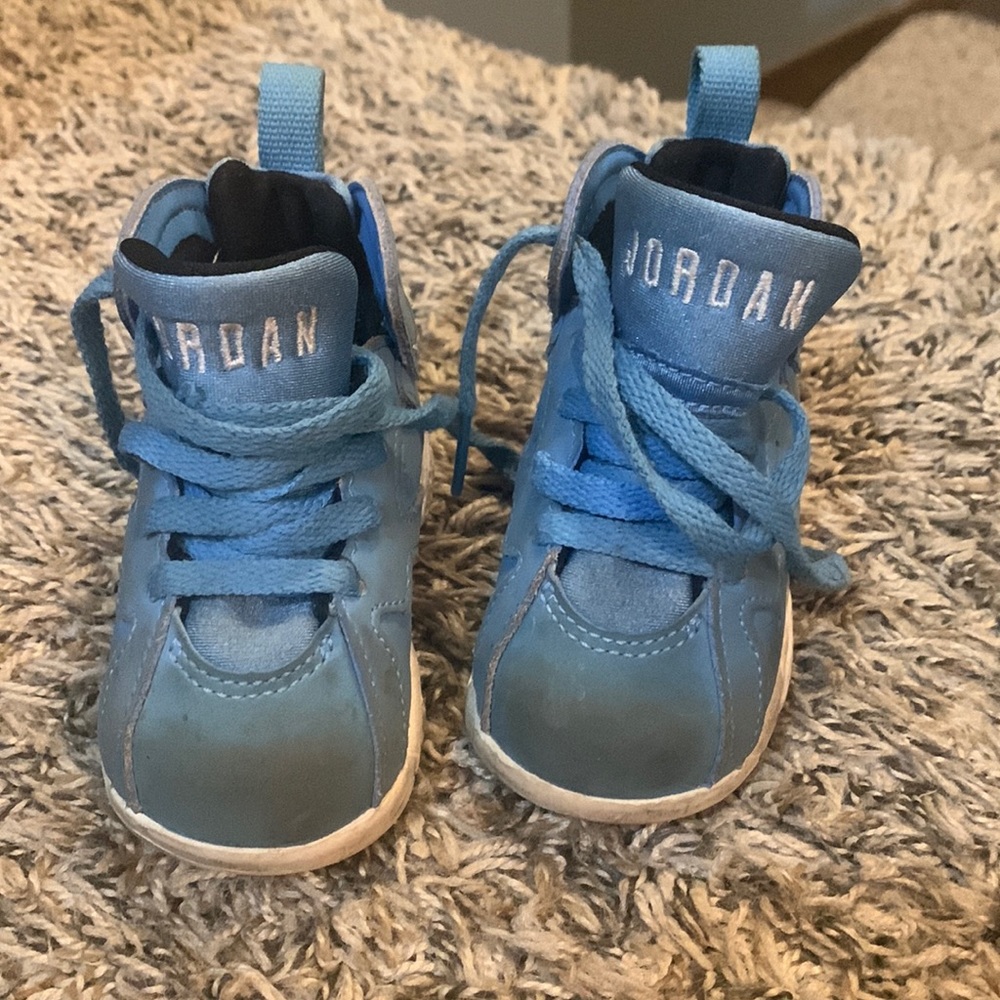 Baby blue suede Air Jordan Retro 7 - toddler baby shoe size 4